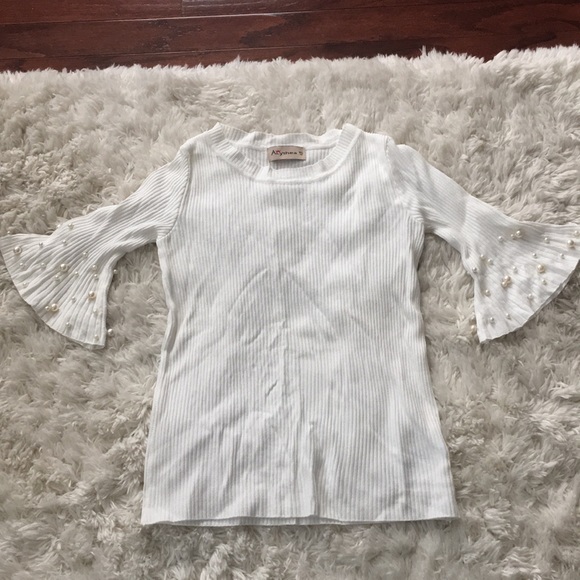 Alythea White Top - Picture 2 of 2